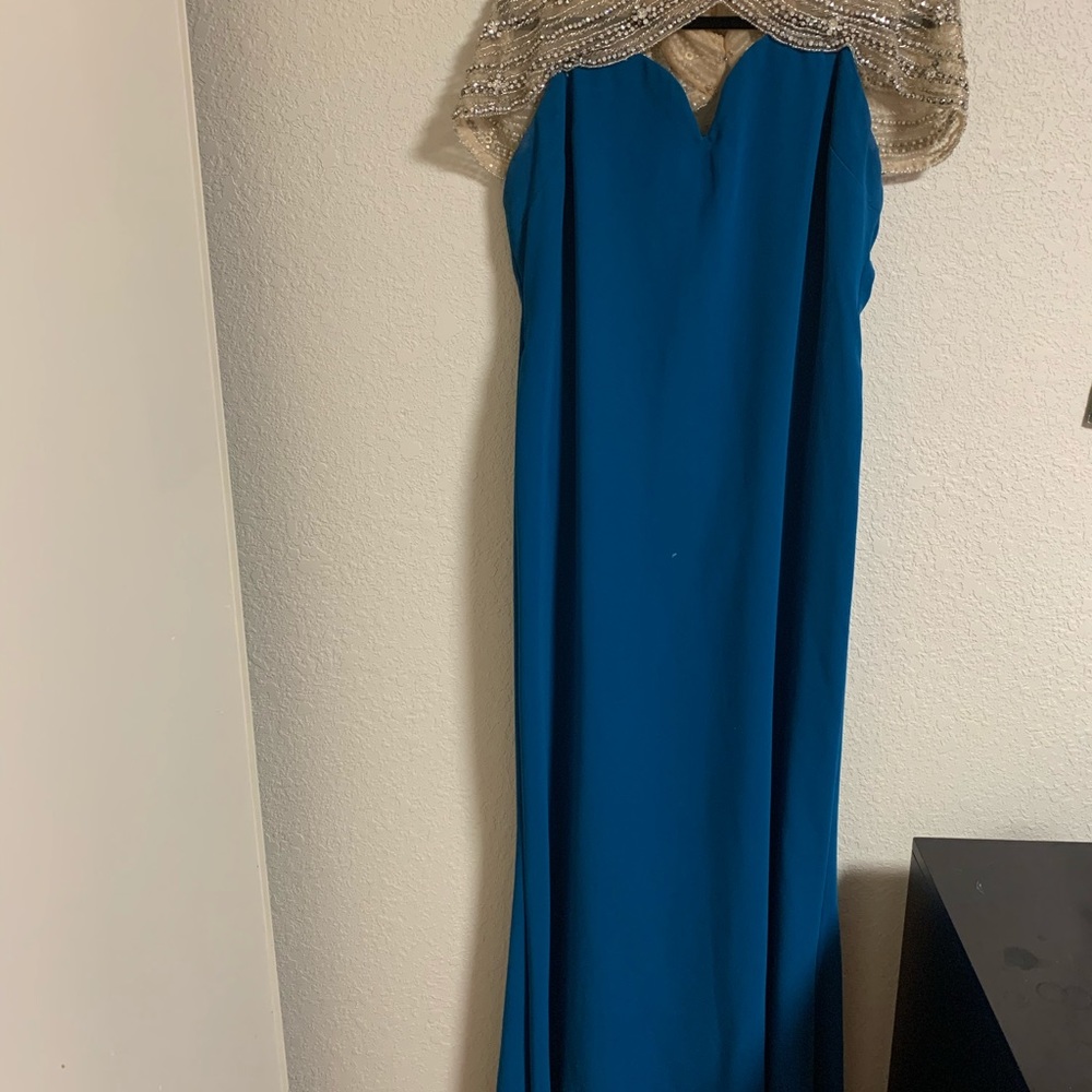 Long dress good condition with the sequenced top
